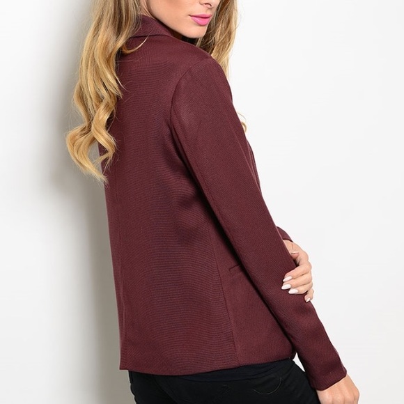 Business Chic Plum Blazer - Picture 2 of 3